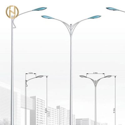 30M Q345B ไฟถนนสังกะสีเสาแปดเหลี่ยม AWS D1.1 เชื่อม