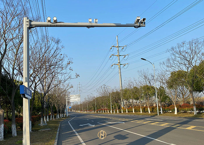 SGS Q345 8M Telescopic เสากล้องวงจรปิด L ชนิด RAL สีมาตรฐาน